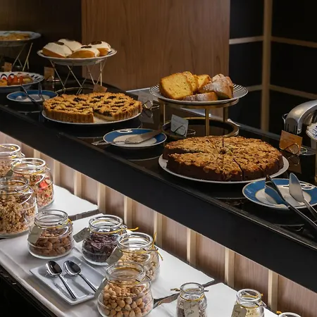 Umiltà 36 Hotel 5*